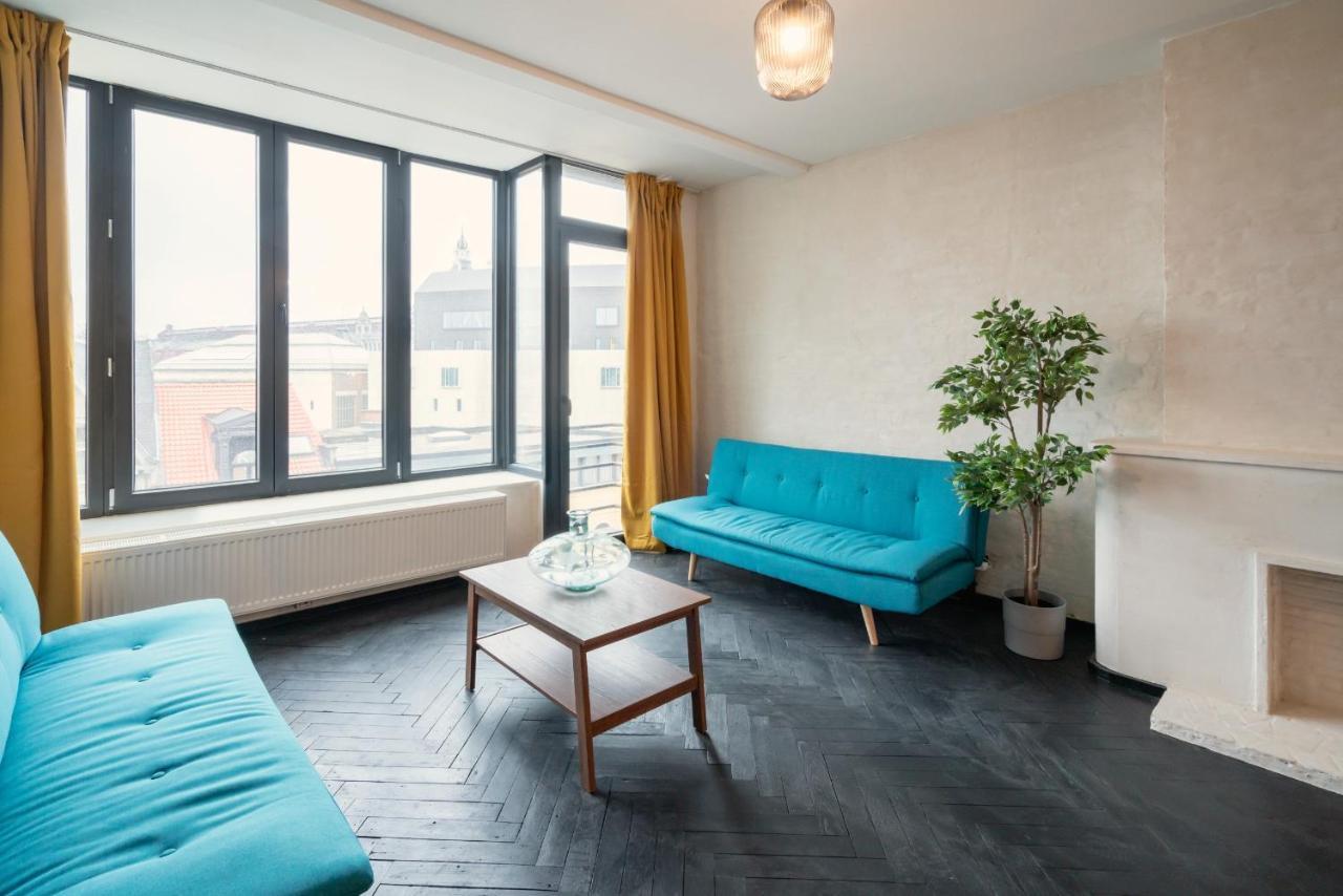 Two-Bedroom Apartments In The Heart Of Anversa Esterno foto
