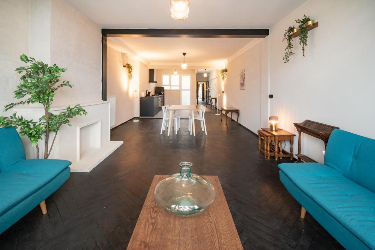 Two-Bedroom Apartments In The Heart Of Anversa Esterno foto