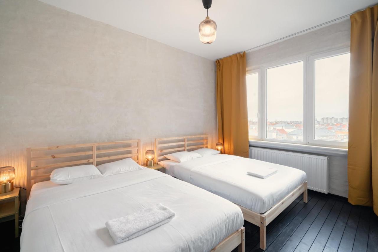Two-Bedroom Apartments In The Heart Of Anversa Esterno foto